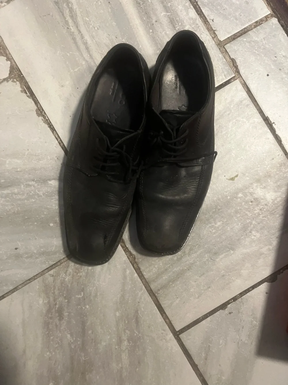 Ecco Men's Black Leather Lace-Up Oxfords